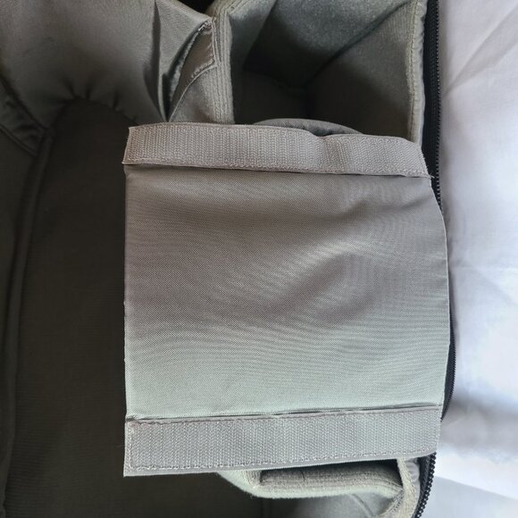 Think Tank Streetwalker V2 Backpack - Black - Picture 7 of 12